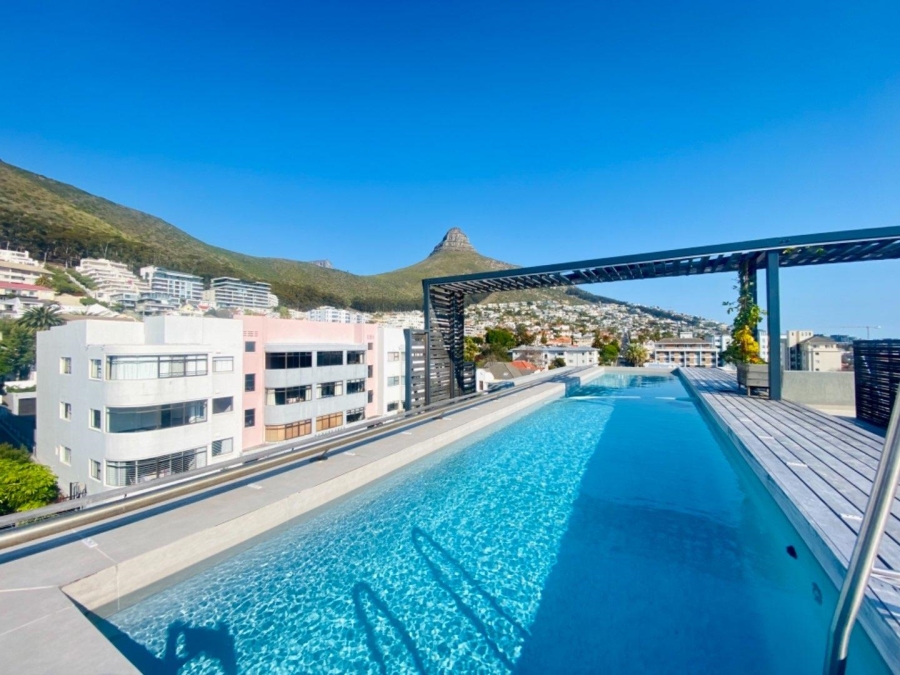 To Let 1 Bedroom Property for Rent in Sea Point Western Cape